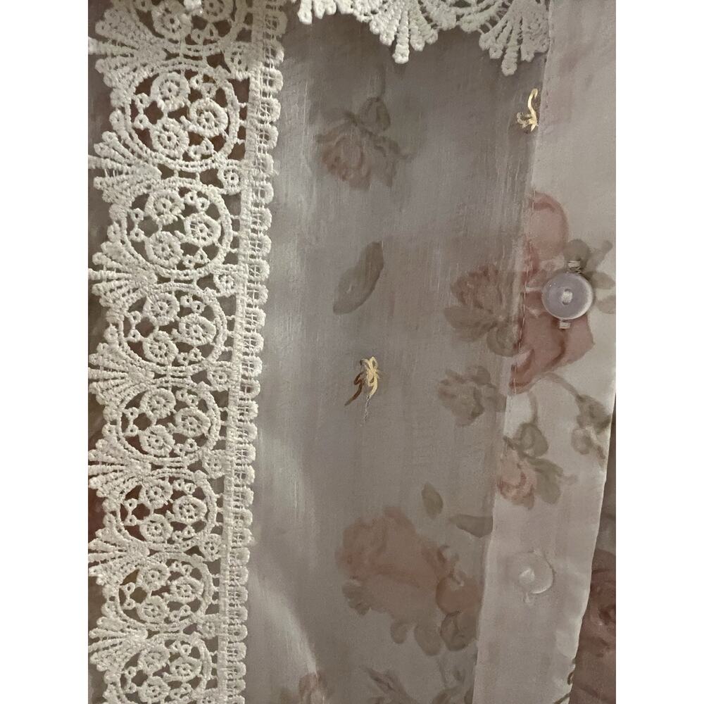 Alice Blue White Pink Floral Sheer Button Front Lace Trim Top Sz L - Picture 3 of 8